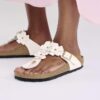 Adorno floral Gizeh en piel natural