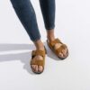 Arizona Soft Footbed con piel de ante