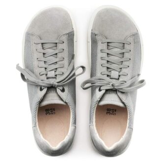 Bend Low: Cuero natural y tejido