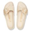 Madrid con Big Buckle y charol de cuero natural perlado