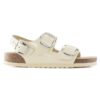Milano Big Buckle de charol de piel natural